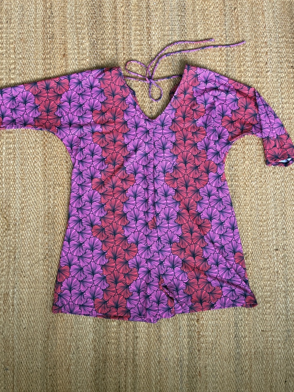 Manuhealiʻi Tie-Back Romper NWOT